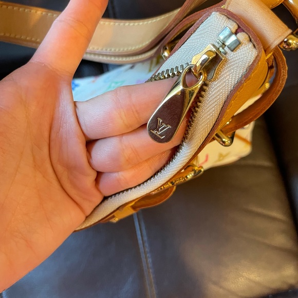 Sold!Authentic Louis Vuitton Greta Multicolour - Picture 10 of 13